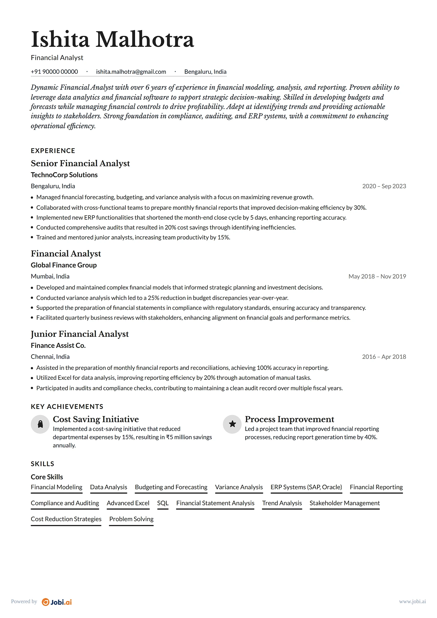Accountant resume example — Financial Analyst