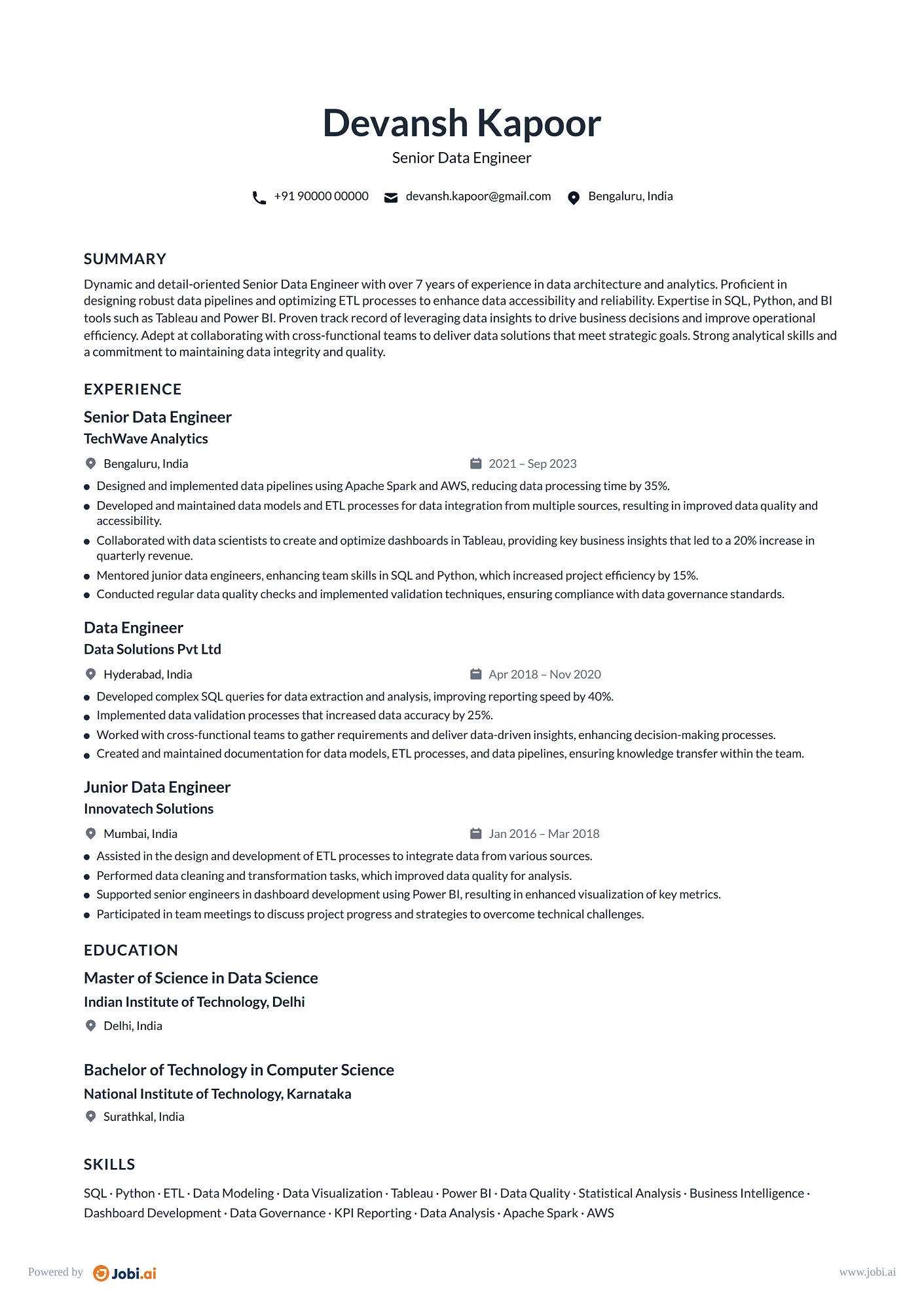 Data Engineer resume example — Senior Data Engineer